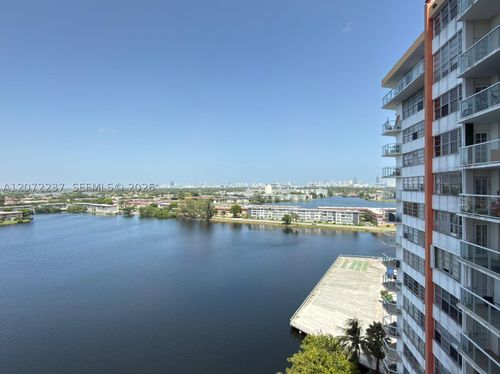 1404w-1301 Ne Miami Gardens Dr, Miami, FL, 33179-4999 | Card Image