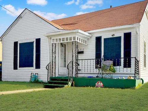 604 N Washington St, Farmersville, TX, 75442-1634 | Card Image