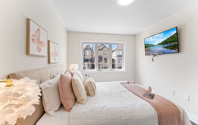 25 Velia Crt, House attached with 5 bedrooms, 4 bathrooms and 2 parking in Woodbridge ON | Image 26