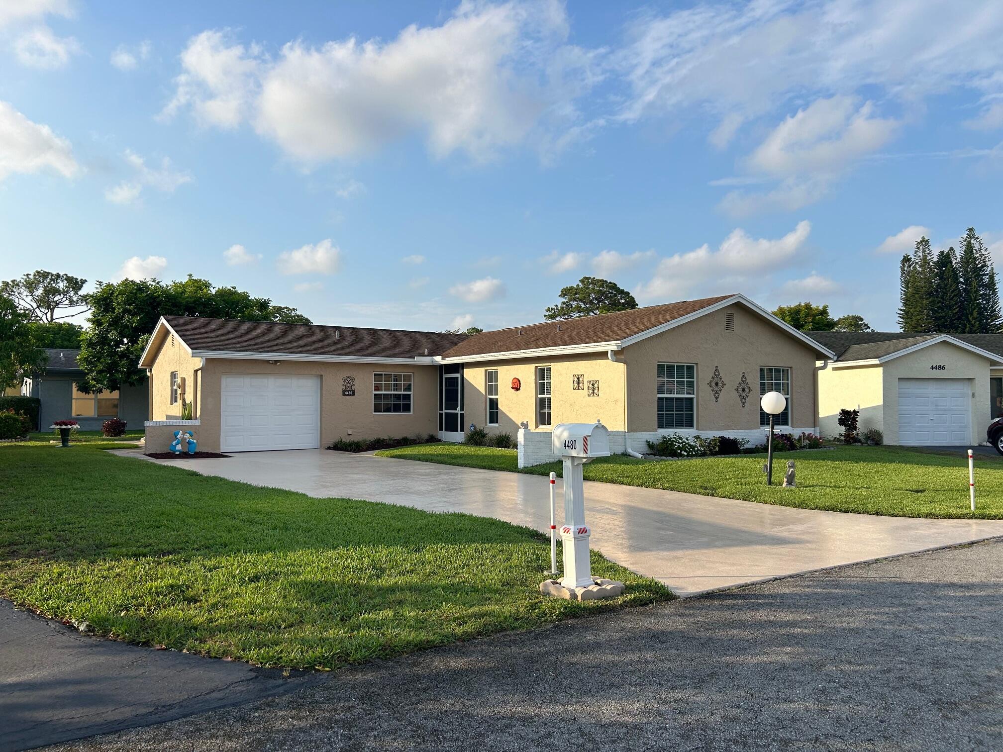 Pine Garden Ln, Lake Worth, FL 33467