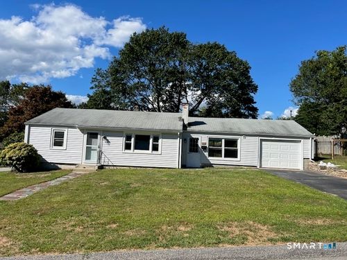 121 Riverview Ave, Groton, CT, 06340-3515 | Card Image