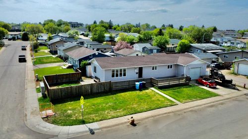100 Silica Place, Fort Mcmurray, AB, T9H2Z8 | Card Image