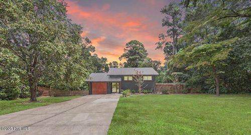 627 Jennings Dr, Wilmington, NC, 28403-2731 | Card Image