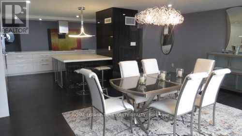 3305-2045 Lake Shore Blvd W, Etobicoke, ON, M8V2Z6 | Card Image