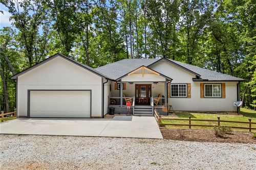 325 Falcons Nest Rd, Walhalla, SC, 29691-3642 | Card Image
