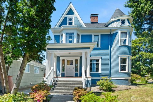 120 E 4th St, Aberdeen, WA, 98520-4004 | Card Image