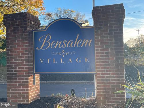 393 Rutgers Ct, BENSALEM, PA, 19020-8201 | Card Image