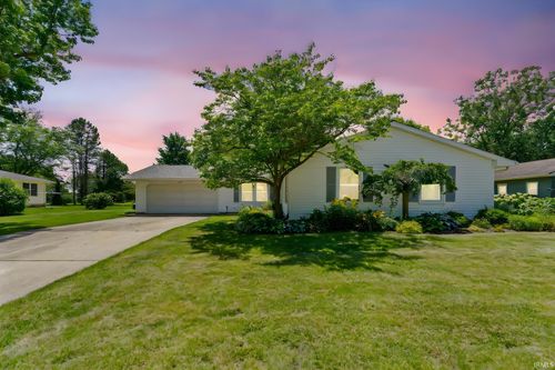 1504 Hillcrest Dr, North Manchester, IN, 46962-2208 | Card Image