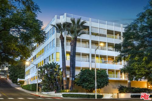 306-1400 N Sweetzer Ave, West Hollywood, CA, 90048-2602 | Card Image