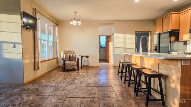 1005 Viola Ln, House other with 5 bedrooms, 3 bathrooms and null parking in Viola ID | Image 5