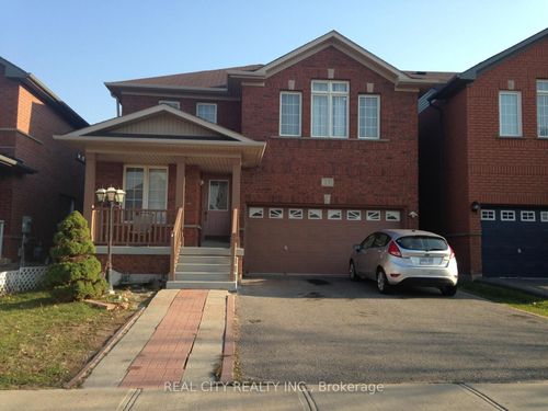 19 Fairhill Avenue, Brampton, ON, L7A2A9 | Card Image