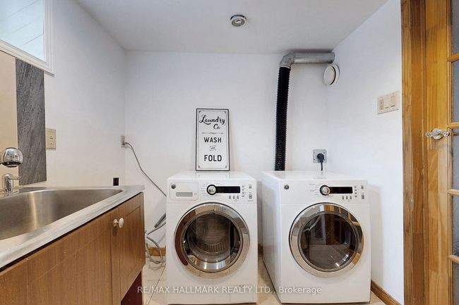 9 Newman Ave, House other with 4 bedrooms, 2 bathrooms and 1 parking in East York ON | Image 30