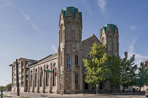 unit-207-802 N Meridian St, Indianapolis, IN, 46204-1119 | Card Image