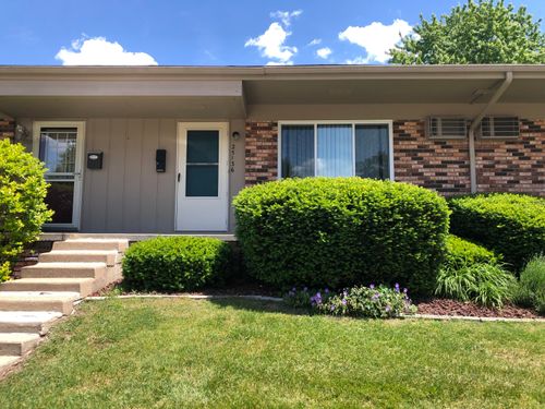 25136 Potomac Dr, South Lyon, MI, 48178-1022 | Card Image
