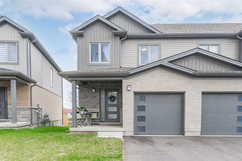 54 Nieson St, Cambridge, ON, N1R0B9 | Card Image