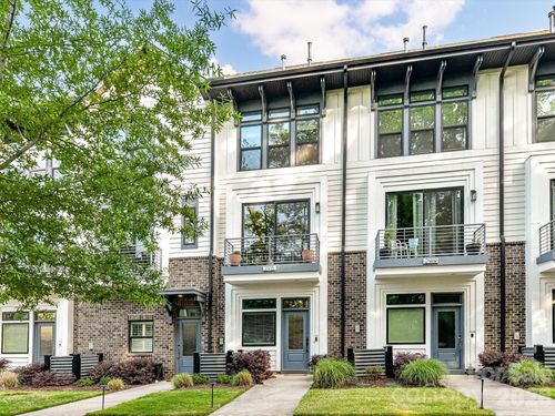 2915 Simpson Dr, Charlotte, NC, 28205-2560 | Card Image