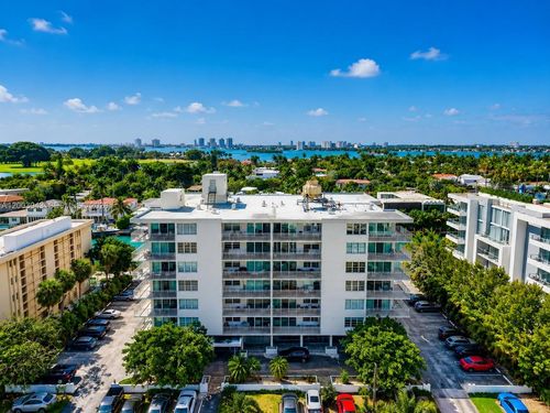 2g-9500 W Bay Harbor Dr, Bay Harbor Islands, FL, 33154-2014 | Card Image