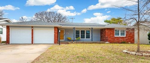 1942 S Luster Ave, Springfield, MO, 65804-2669 | Card Image