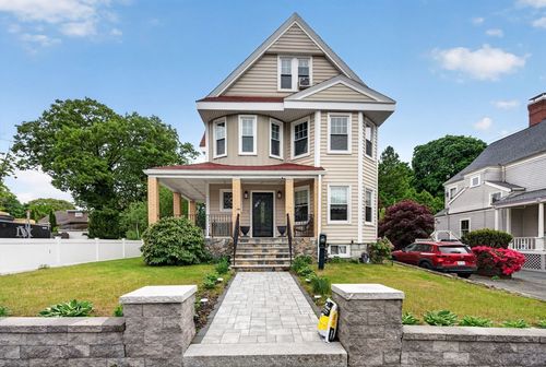 225 Grove St., Melrose, MA, 02176 | Card Image