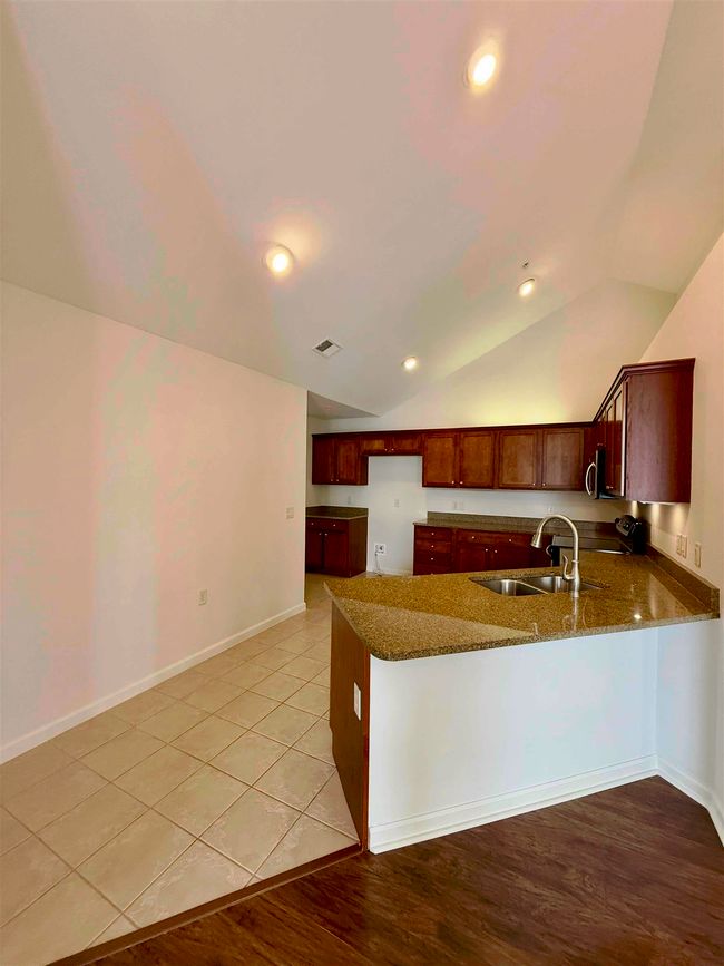 1655 W Southfield Cir, Condo with 2 bedrooms, 2 bathrooms and null parking in Cordova TN | Image 11