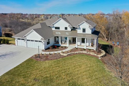 6850 W River Birch Drive, Mequon, WI, 53092 | Card Image