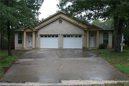 apt-b-138 N Kanaio Dr, Bastrop, TX, 78602-6314 | Card Image