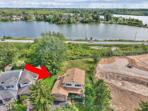 12 Lampman Cres, Thorold, ON, L2V4K7 | Card Image