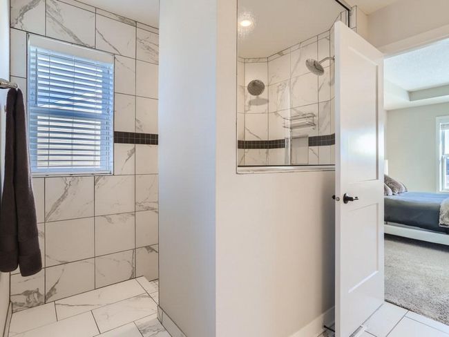 28 2nd Floor Primary Bathroom.jpg | Image 18
