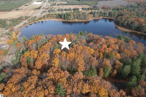 864 Blue Heron Dr Se, Kalkaska, MI, 49646-7601 | Card Image