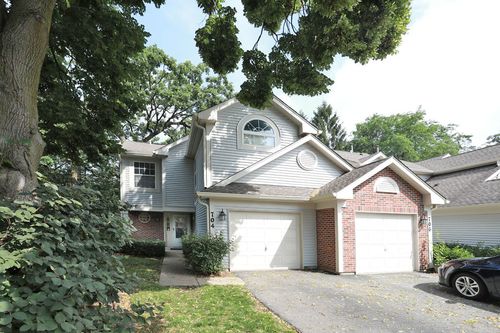 704 Shady Oaks Ct, Elgin, IL, 60120-4363 | Card Image