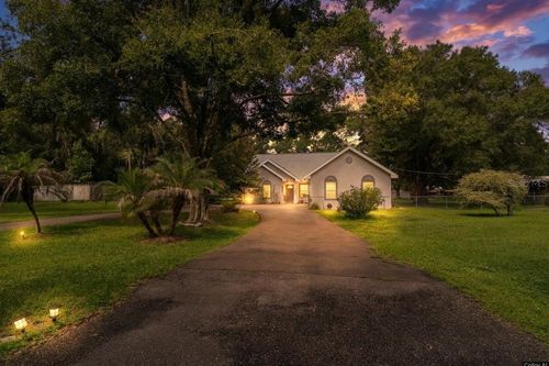 15370 Apache Dr, THONOTOSASSA, FL, 33592-2200 | Card Image