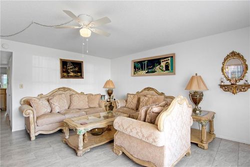 102-11 Vista Palm Ln, Vero Beach, FL, 32962-0843 | Card Image