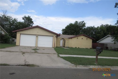 1904 Standridge St, Killeen, TX, 76543-3368 | Card Image