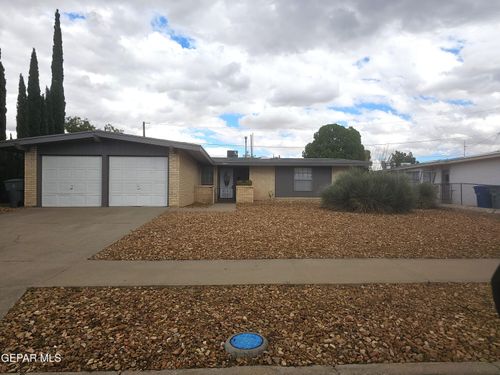 2812 Cabot Pl, El Paso, TX, 79935-1804 | Card Image