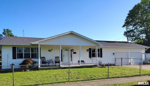 223 N King St, Hurst, IL, 62949-1041 | Card Image