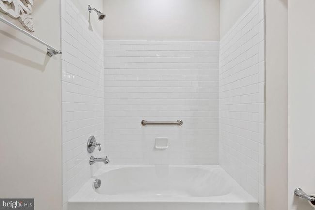 APT-107 - 2319 Field Point Rd, Condo with 2 bedrooms, 2 bathrooms and null parking in Herndon VA | Image 22