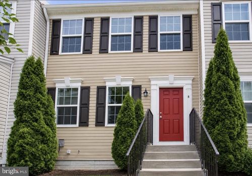 5 Salvatore Ct, LANCASTER, PA, 17603-8876 | Card Image