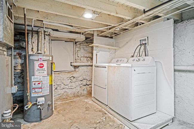 239 3 Rd St, Townhouse with 3 bedrooms, 1 bathrooms and null parking in GLOUCESTER CITY NJ | Image 18