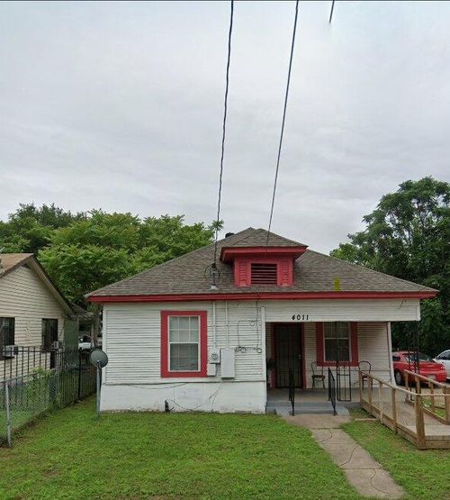 4011 Frank St, Dallas, TX, 75210-2017 | Card Image