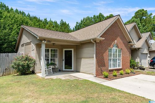 551 Cahaba Manor Dr, PELHAM, AL, 35124-1590 | Card Image