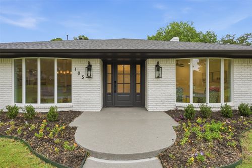 105 Wellesley Drive, Irving, TX, 75062 | Card Image