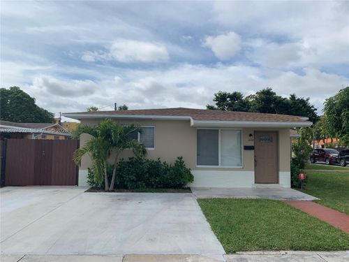 1200 Sw 31st Ave, Miami, FL, 33135-4739 | Card Image