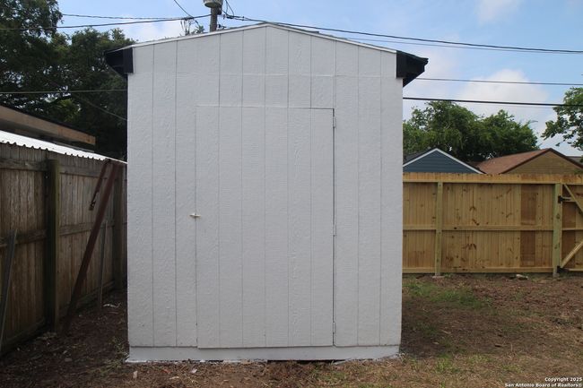 1115 W 4 Th St, House other with 3 bedrooms, 1 bathrooms and null parking in Freeport TX | Image 15