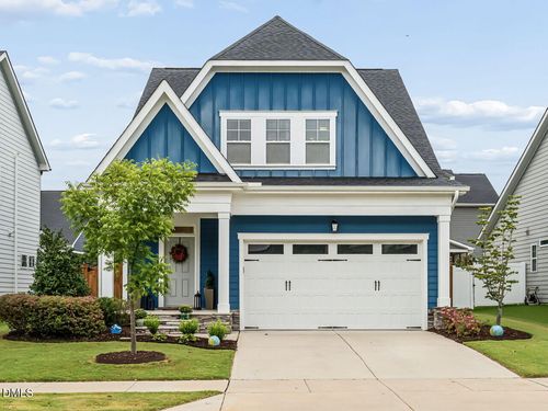 637 Future Islands Way, Wendell, NC, 27591-4404 | Card Image