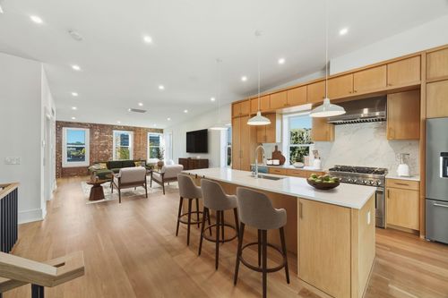 ph-647 Jersey Ave, Jersey City, NJ, 07302-2042 | Card Image