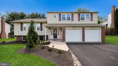 2126 Martindale Rd, WARRINGTON, PA, 18976-2148 | Card Image
