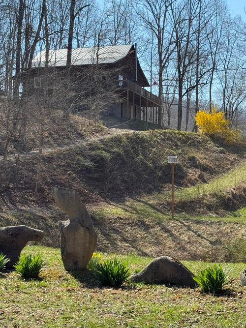 5709 Alder Rd, Kyles Ford, TN, 37765-6273 | Card Image