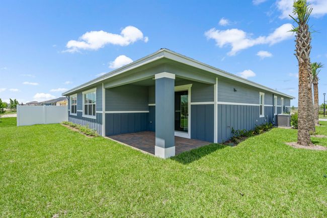 19564 Rugged Trunk Trl, House other with 4 bedrooms, 3 bathrooms and null parking in Loxahatchee FL | Image 21
