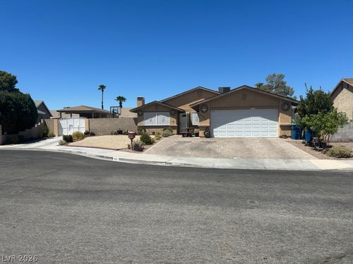 5820 La Jolla Way, Las Vegas, NV, 89108-4718 | Card Image