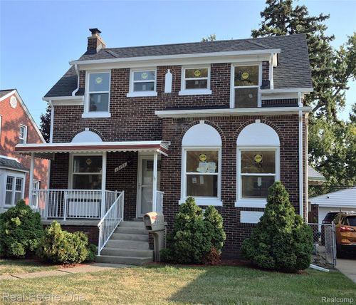 13105 Oakdale St, Southgate, MI, 48195-1073 | Card Image